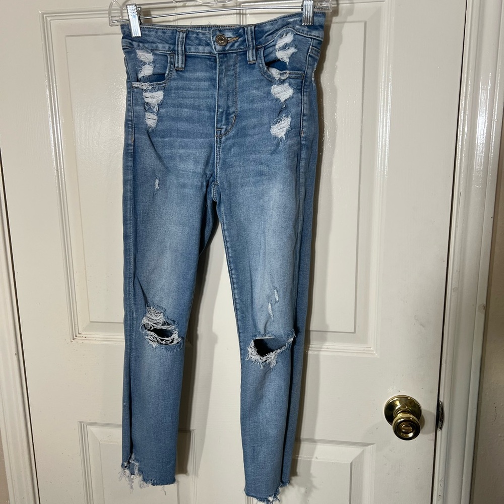 American Eagle Outfitters Light Blue Distressed Skinny Jeans